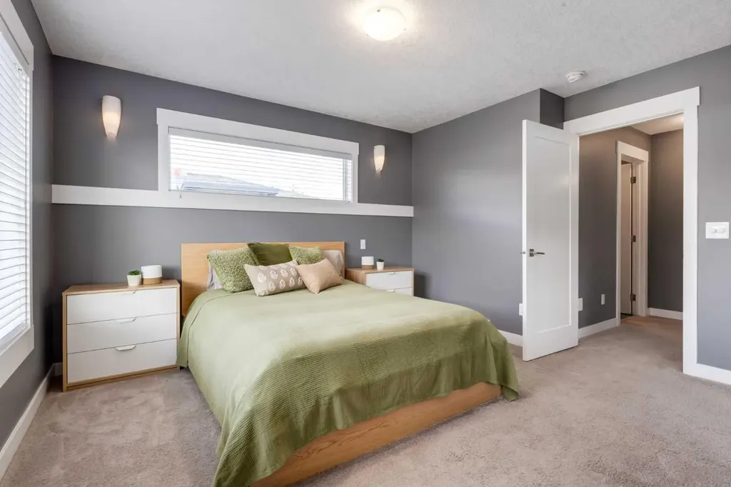 111 Rainbow Falls Gate Chestermere AB T1X 0Z4