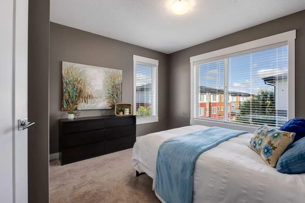 111 Rainbow Falls Gate Chestermere AB T1X 0Z4