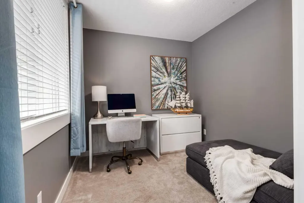111 Rainbow Falls Gate Chestermere AB T1X 0Z4