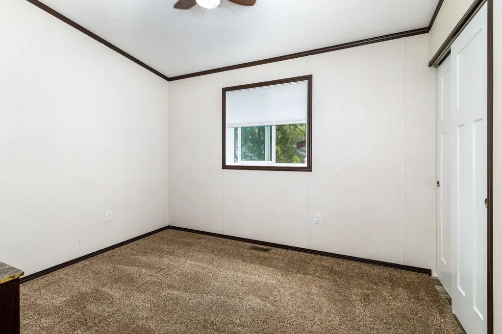 4705 45 Avenue Alix AB T0C 0B0