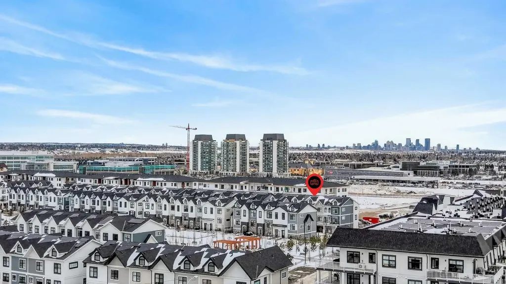 233 Les Jardins Park SE Calgary AB T2C 5V3
