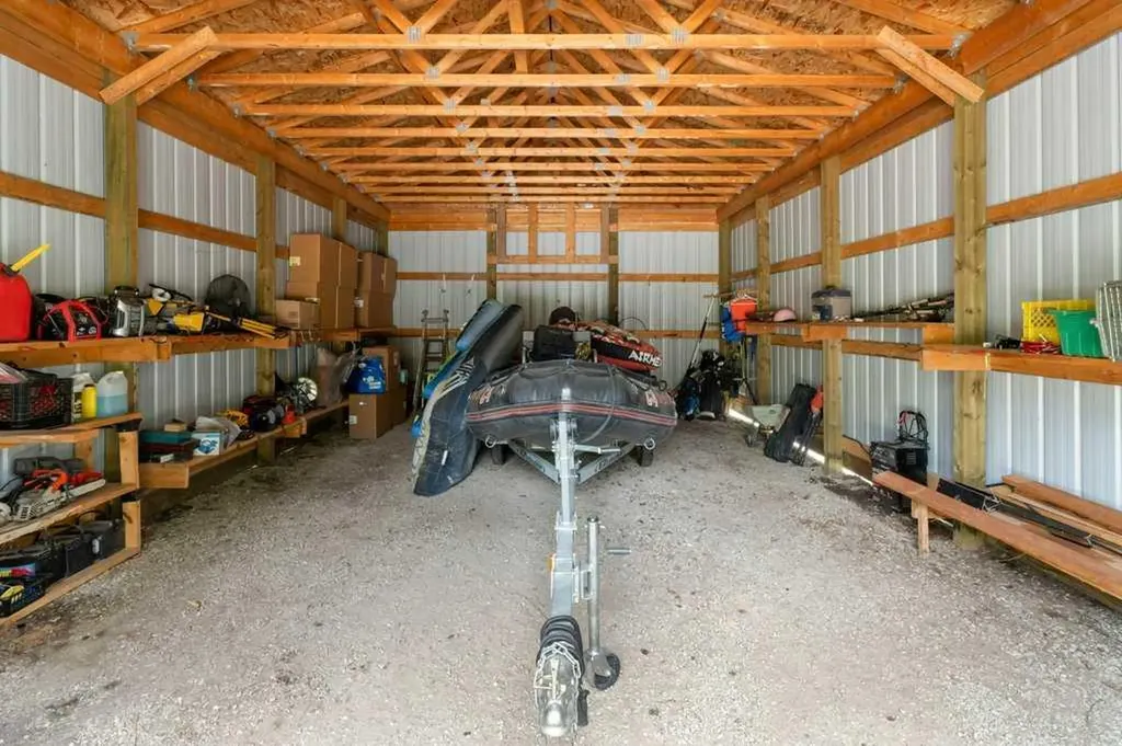 4147 Highway 587 Rural Mountain View County AB T0M 0K0