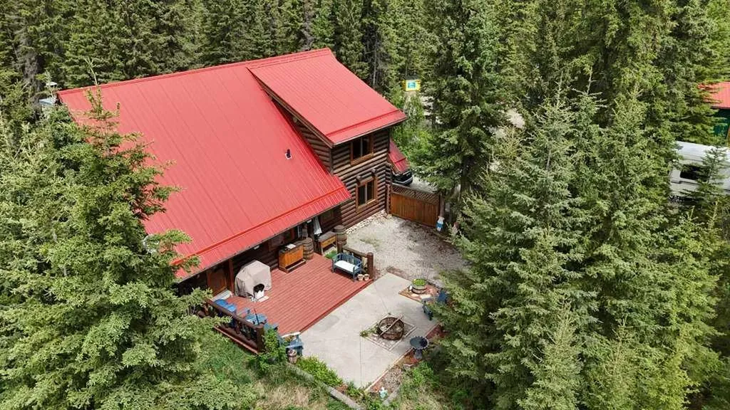 4147 Highway 587 Rural Mountain View County AB T0M 0K0