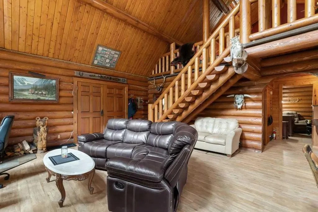 4147 Highway 587 Rural Mountain View County AB T0M 0K0