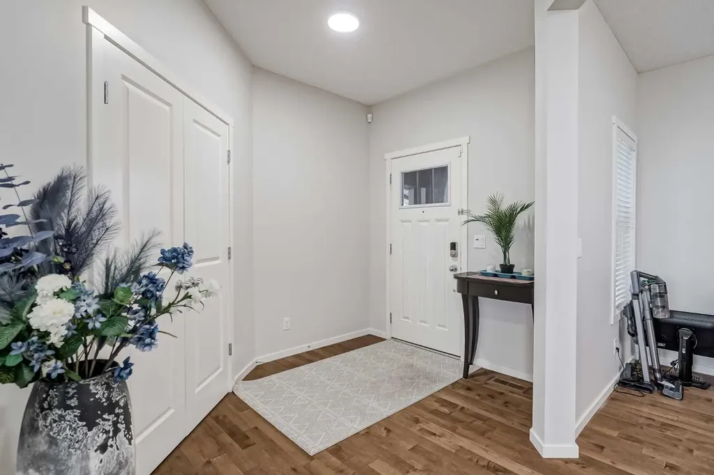 225 Kingsmere Cove SE Airdrie AB T4A 0S1
