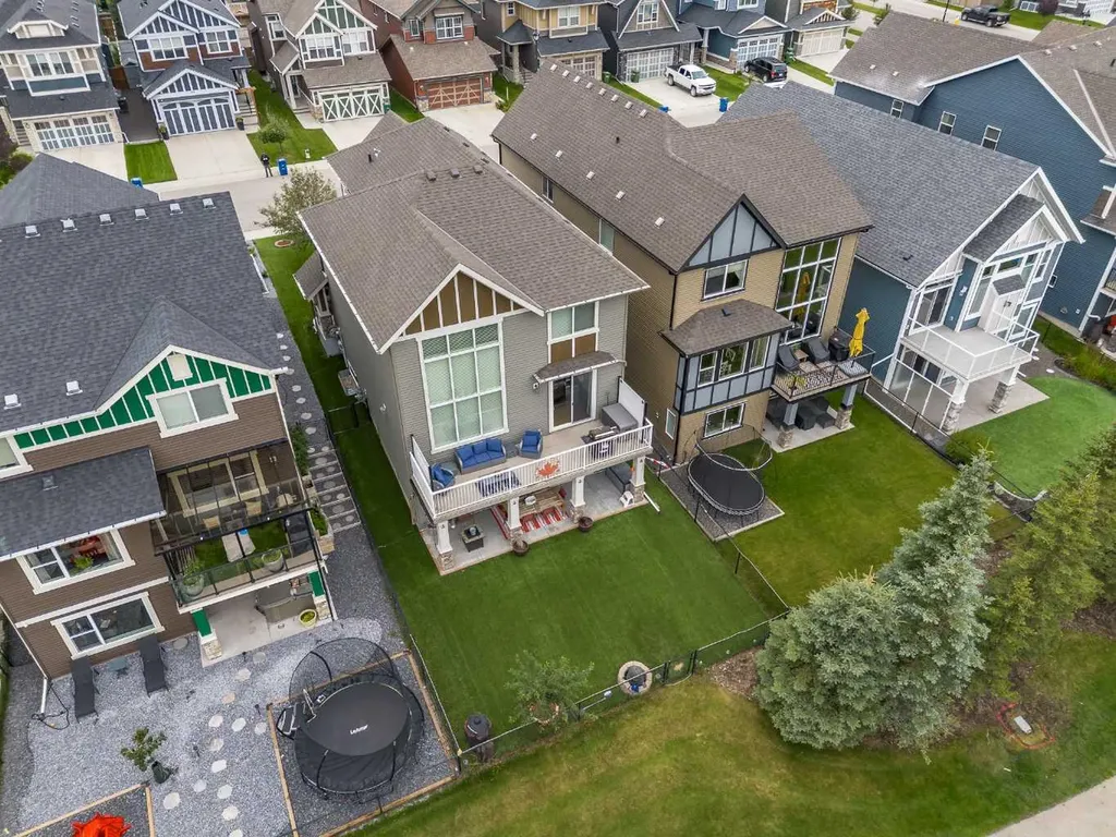 225 Kingsmere Cove SE Airdrie AB T4A 0S1