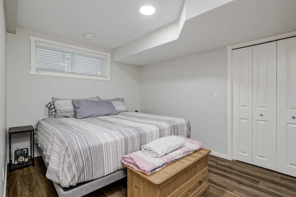 225 Kingsmere Cove SE Airdrie AB T4A 0S1