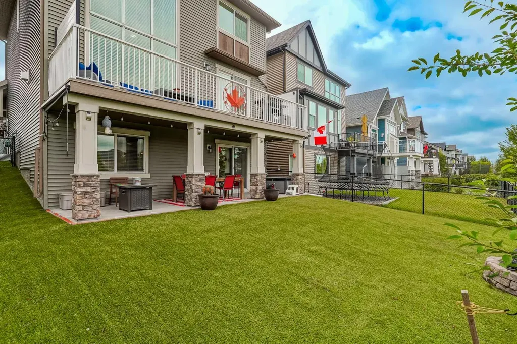 225 Kingsmere Cove SE Airdrie AB T4A 0S1