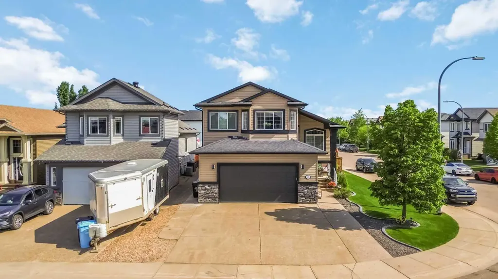 209 Fireweed Crescent Fort Mcmurray AB T9K0J4