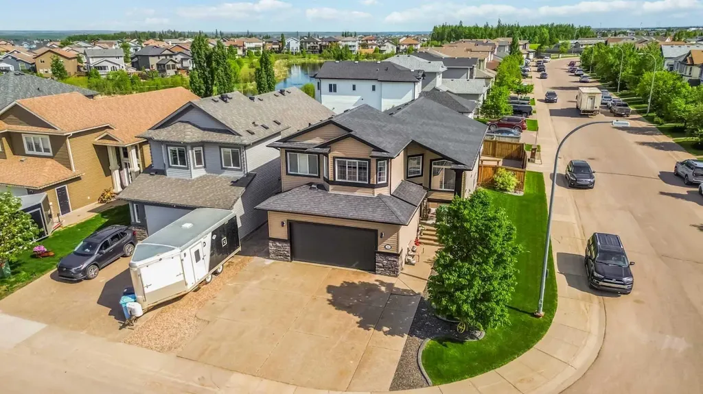 209 Fireweed Crescent Fort Mcmurray AB T9K0J4