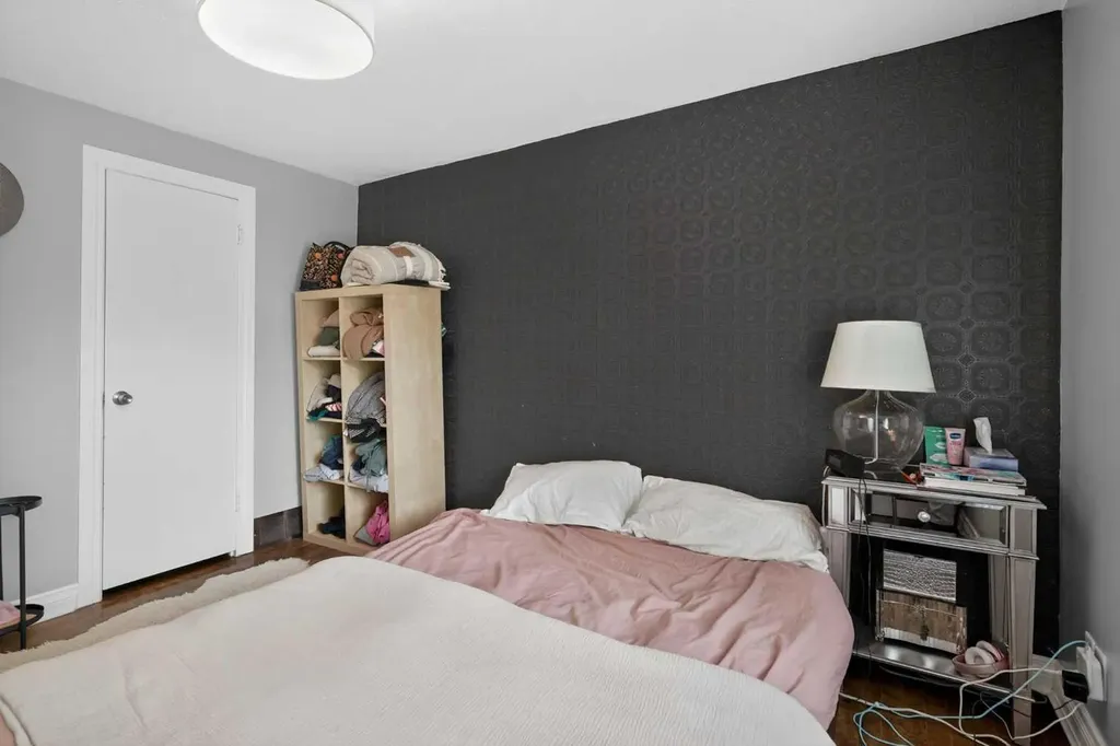 4421 Quentin Court SW Calgary AB T2T 6B8