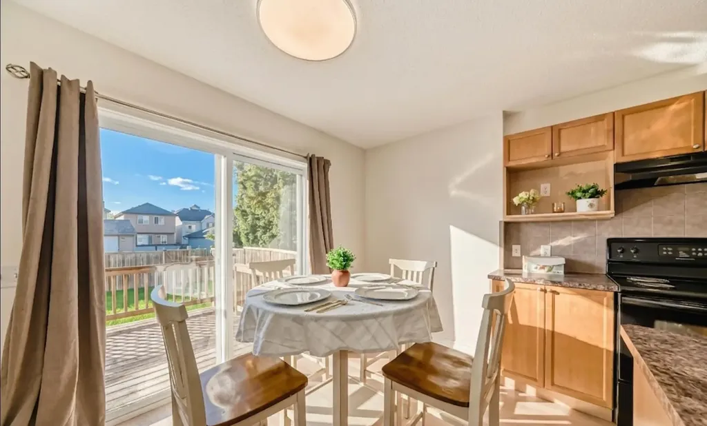 150 Auburn Bay Heights SE Calgary AB T3M 0A7