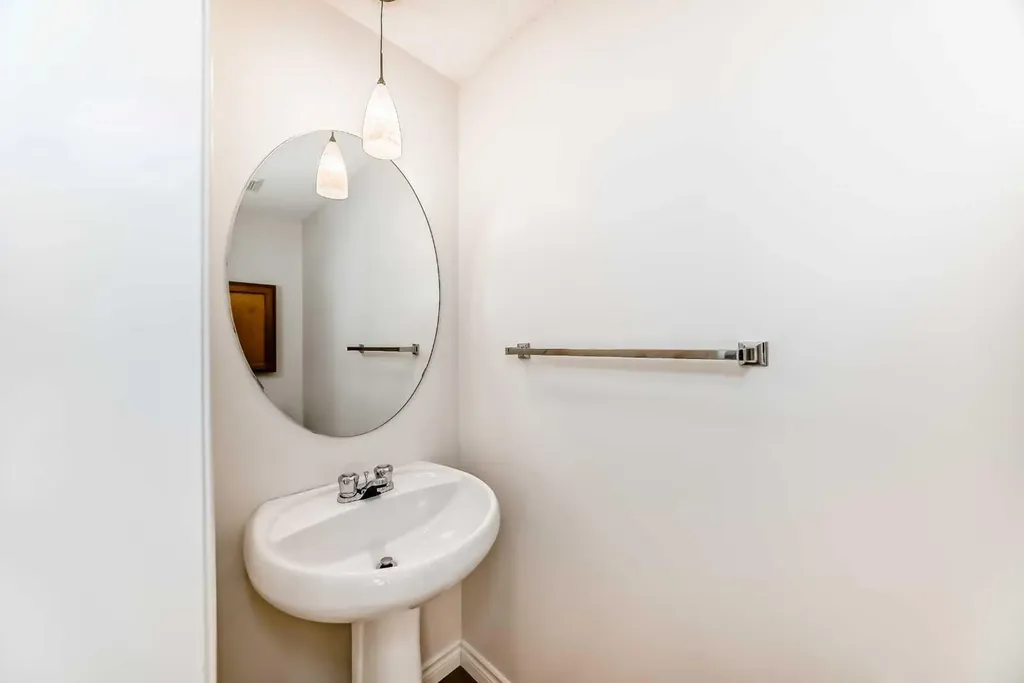 150 Auburn Bay Heights SE Calgary AB T3M 0A7