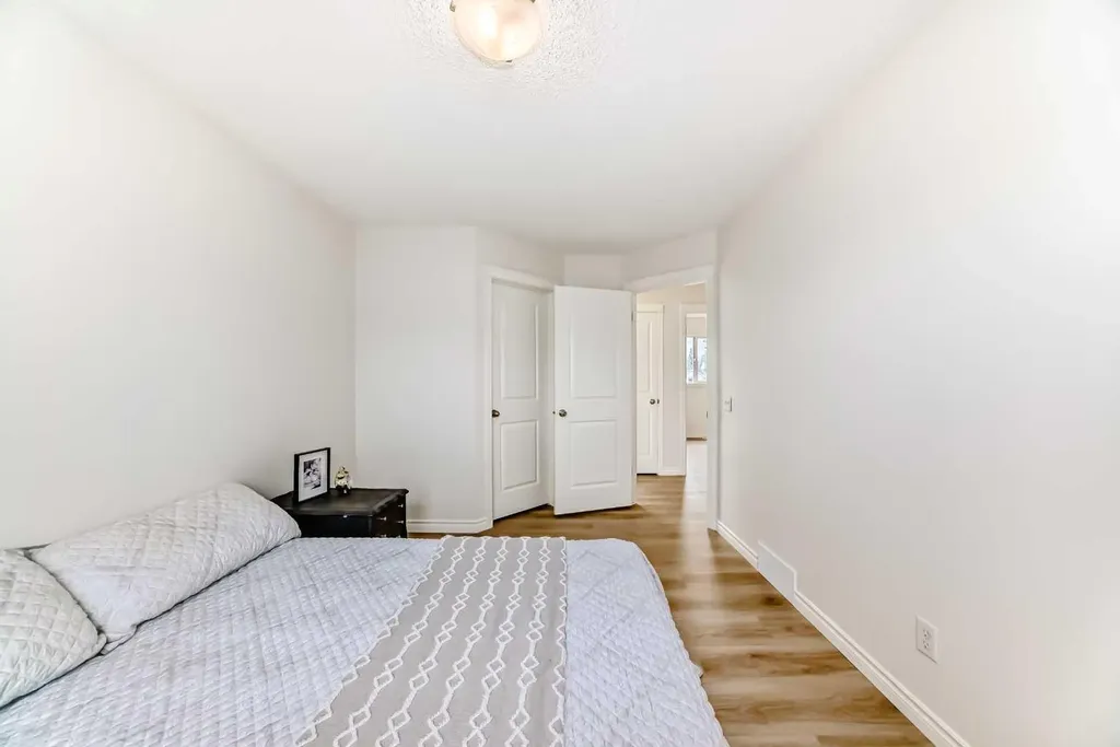 150 Auburn Bay Heights SE Calgary AB T3M 0A7