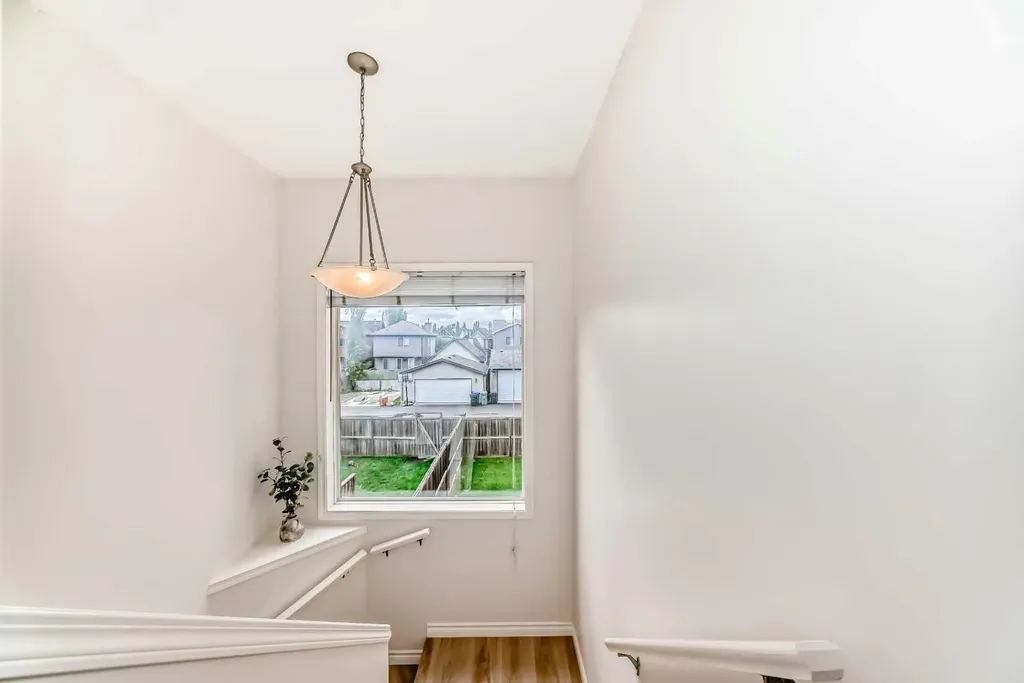 150 Auburn Bay Heights SE Calgary AB T3M 0A7