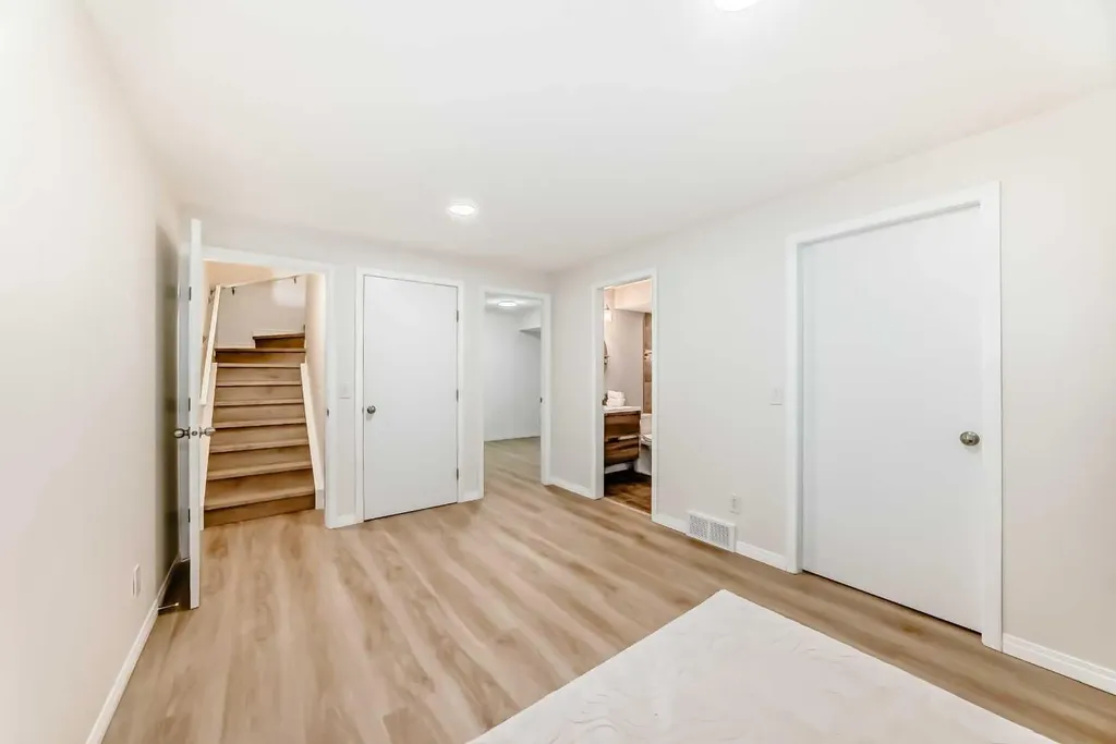 150 Auburn Bay Heights SE Calgary AB T3M 0A7