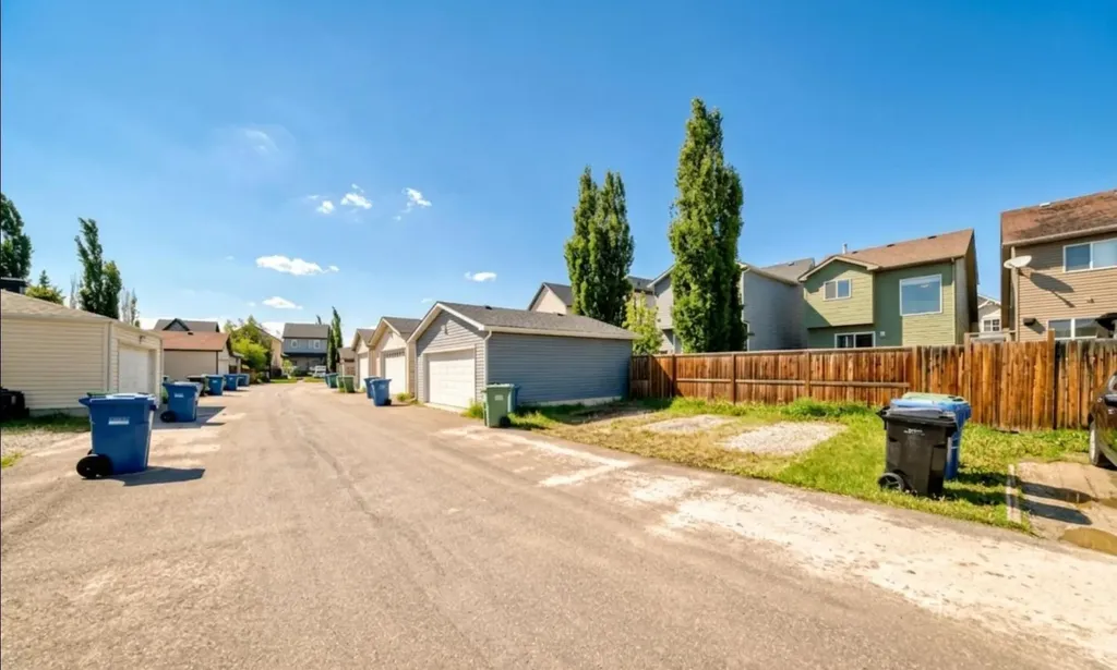 150 Auburn Bay Heights SE Calgary AB T3M 0A7