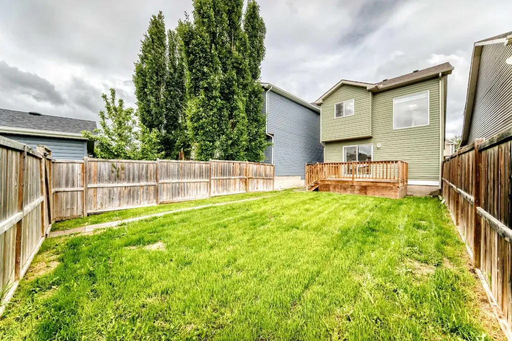 150 Auburn Bay Heights SE Calgary AB T3M 0A7
