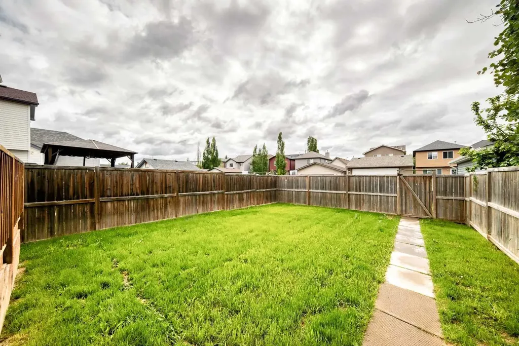 150 Auburn Bay Heights SE Calgary AB T3M 0A7