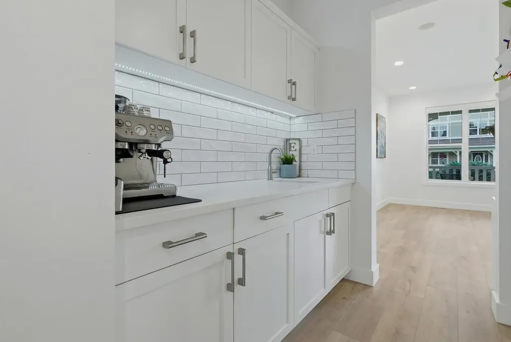 266 Somme Avenue SW Calgary AB T2T5J9