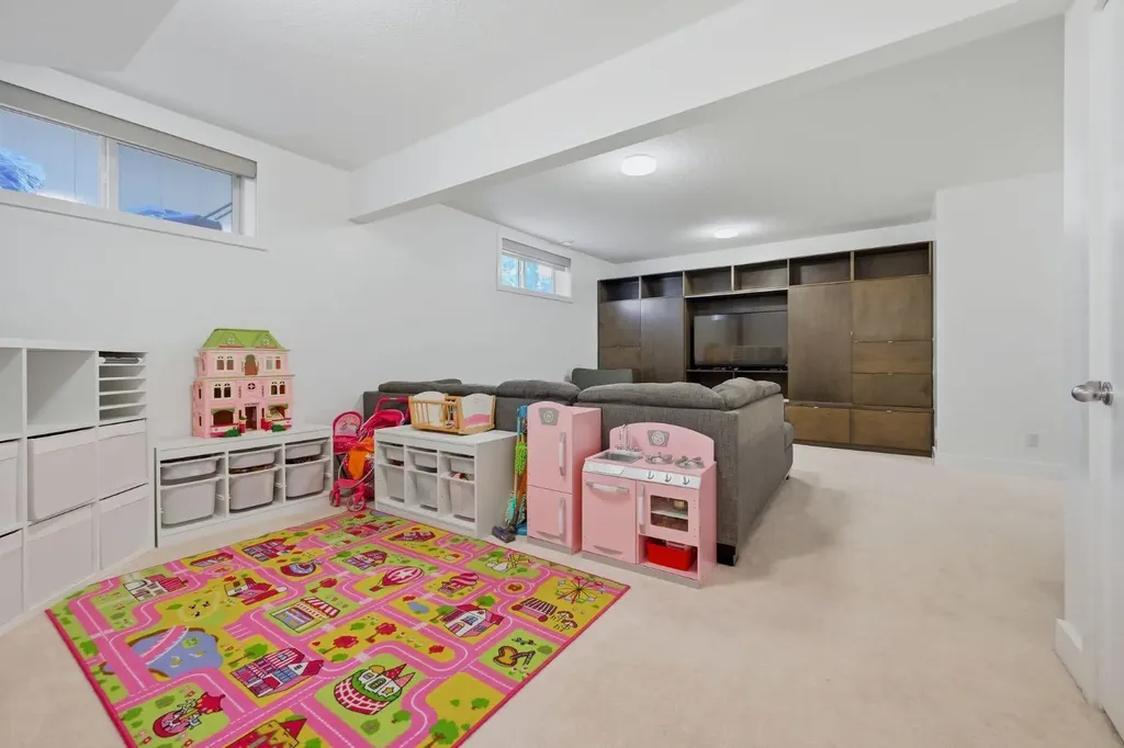 266 Somme Avenue SW Calgary AB T2T5J9