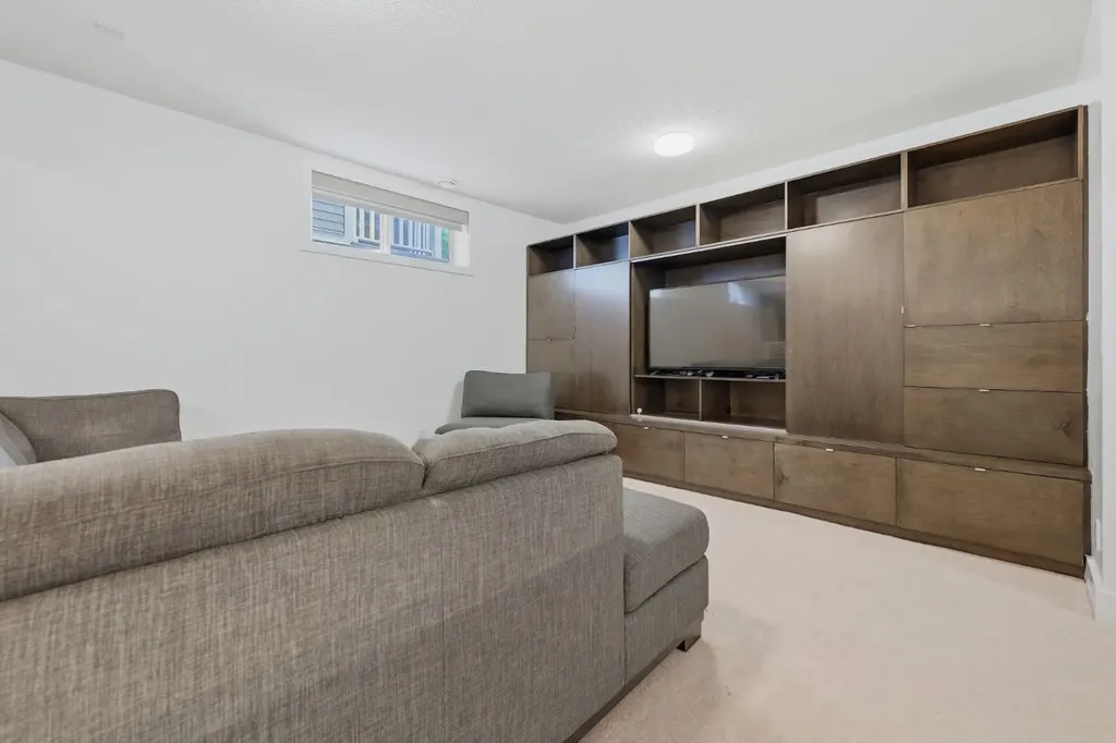 266 Somme Avenue SW Calgary AB T2T5J9