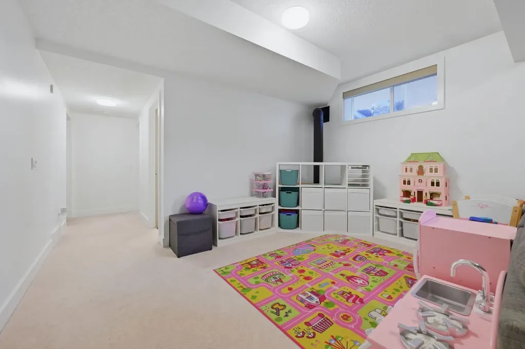 266 Somme Avenue SW Calgary AB T2T5J9