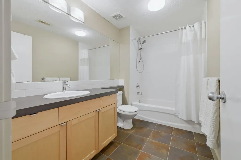 266 Somme Avenue SW Calgary AB T2T5J9