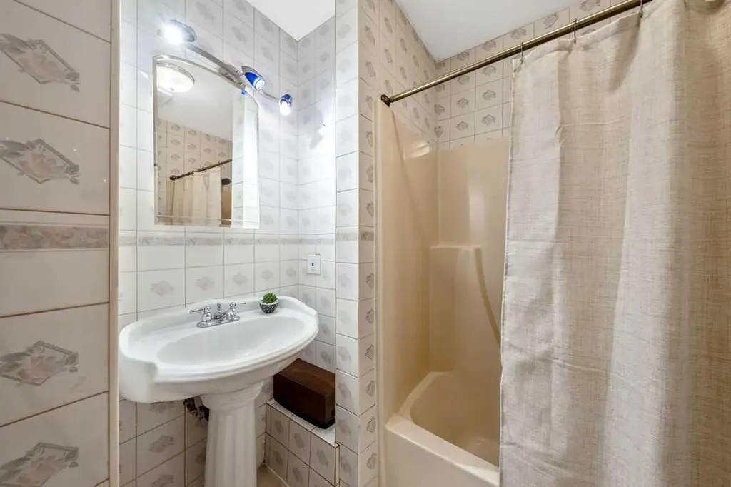 71 Templeson Road NE Calgary AB T1Y 5L5
