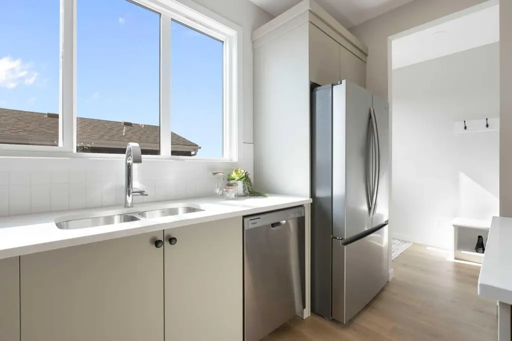 1441 Rangeview Drive SE Calgary AB T3S0K5