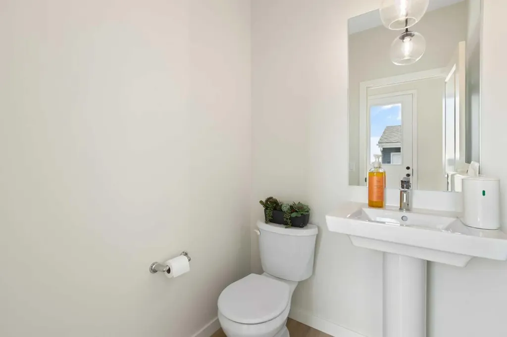 1441 Rangeview Drive SE Calgary AB T3S0K5