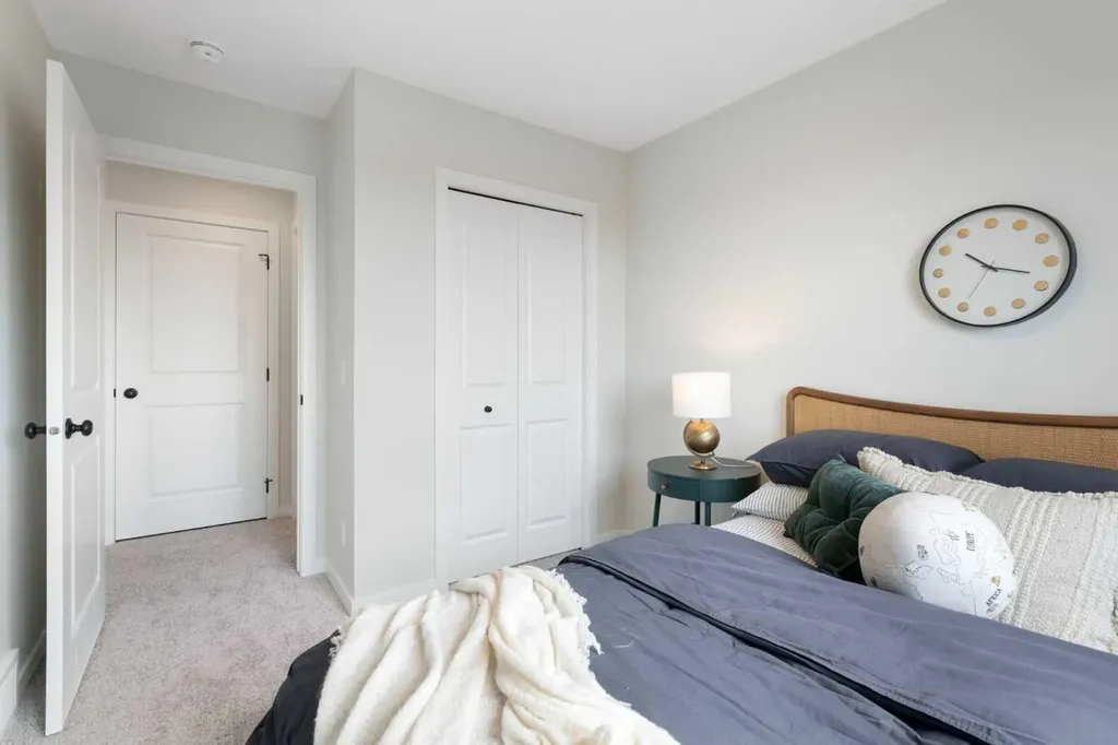 1441 Rangeview Drive SE Calgary AB T3S0K5