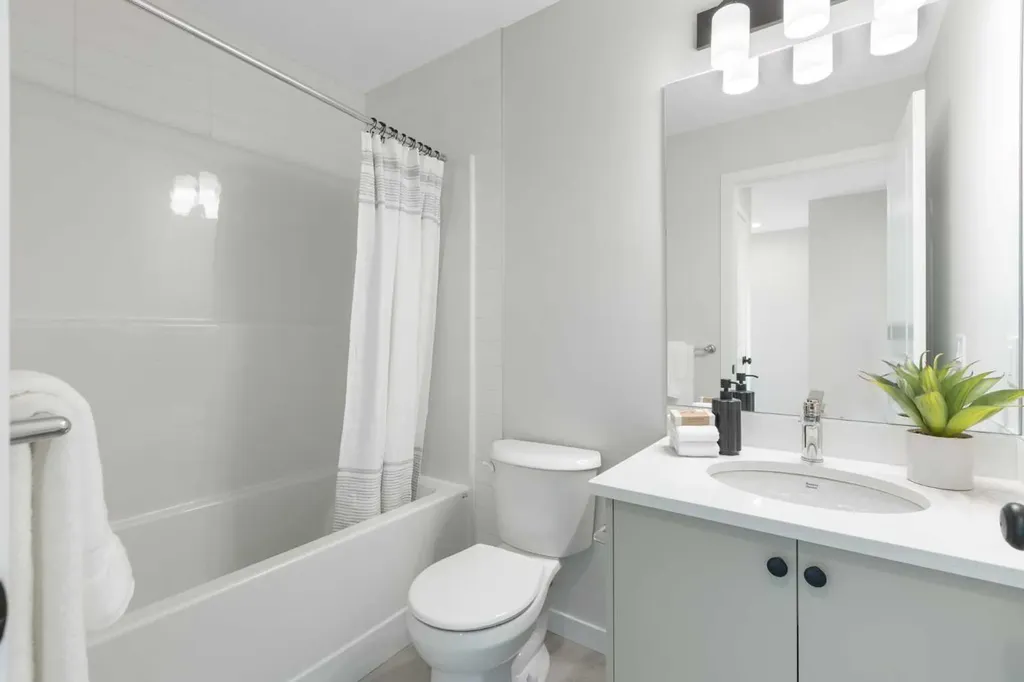 1441 Rangeview Drive SE Calgary AB T3S0K5