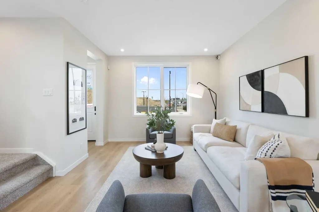 1441 Rangeview Drive SE Calgary AB T3S0K5