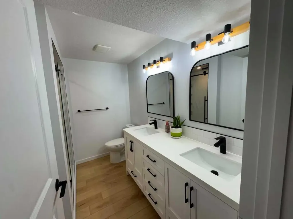 9410 80 Avenue Grande Prairie AB T8V 5J4