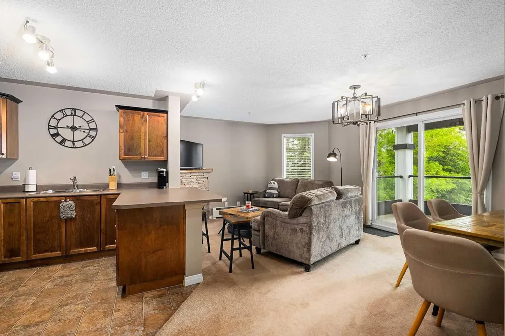 369 Rocky Vista Park NW Calgary AB T3J 5K7