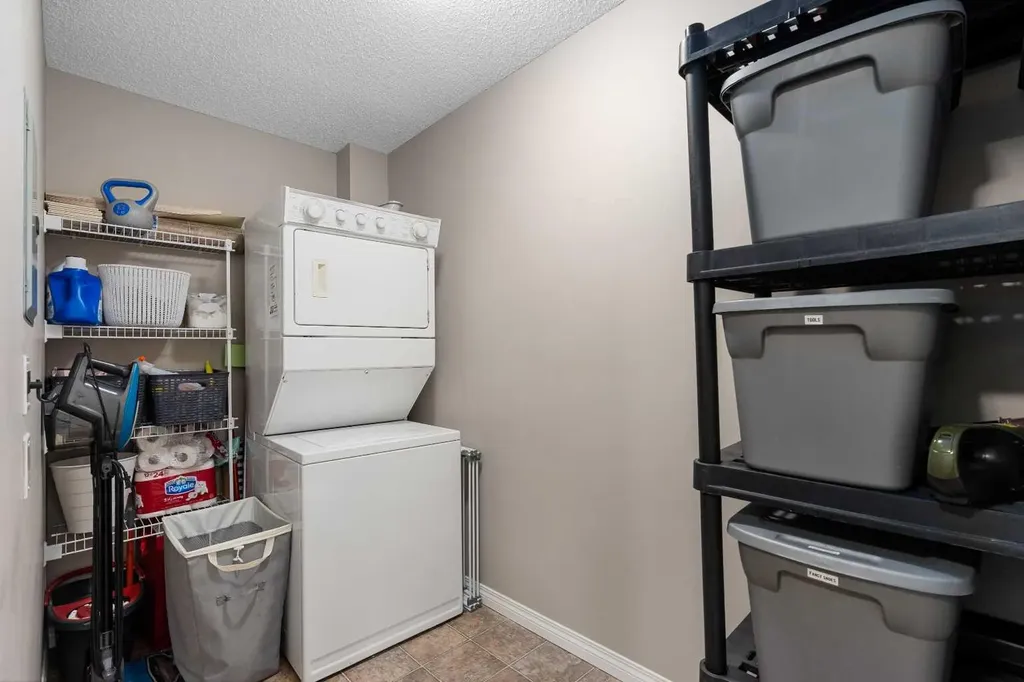 369 Rocky Vista Park NW Calgary AB T3J 5K7