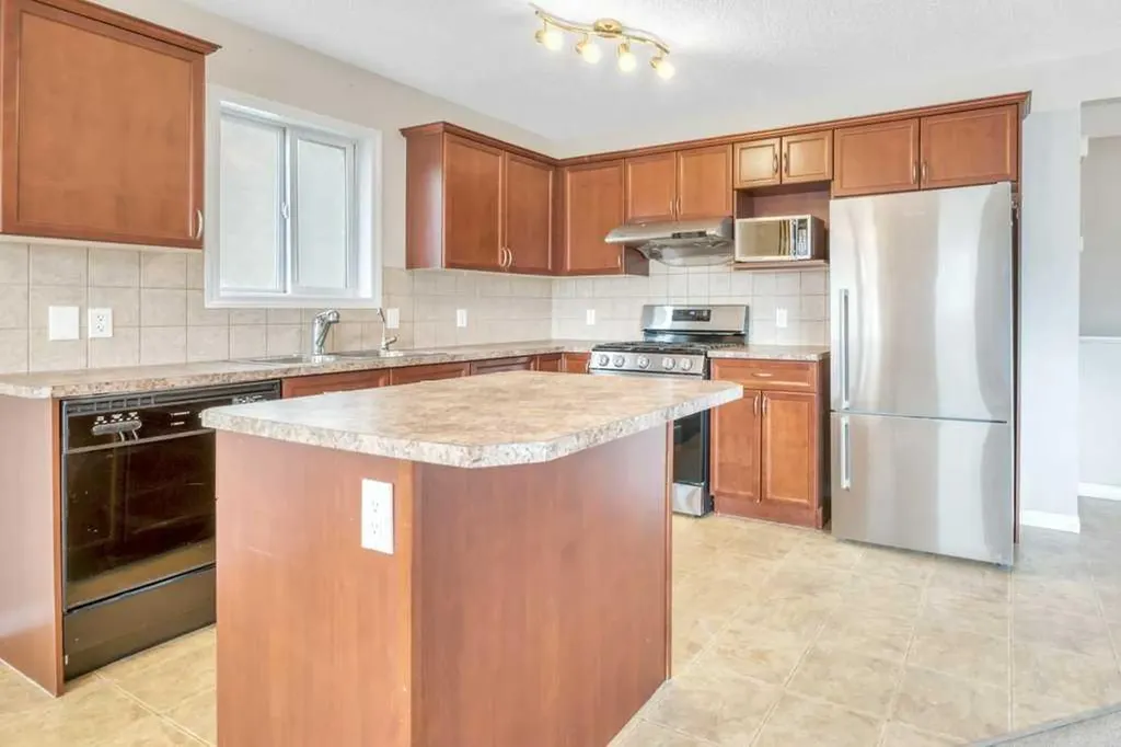 126 Covebrook Place NE Calgary AB T3K 0C9