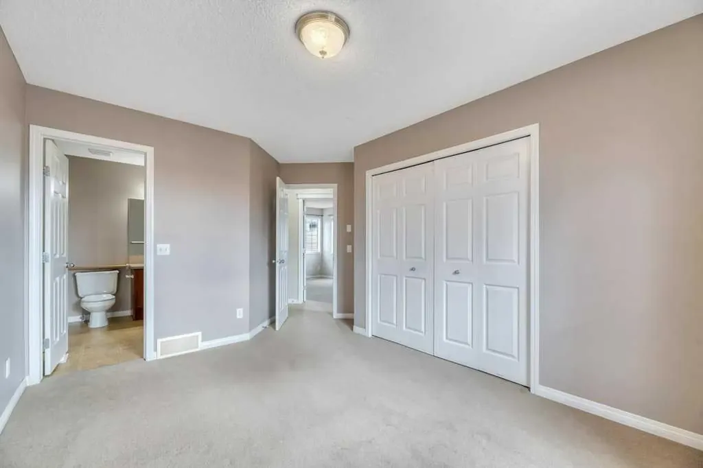 126 Covebrook Place NE Calgary AB T3K 0C9