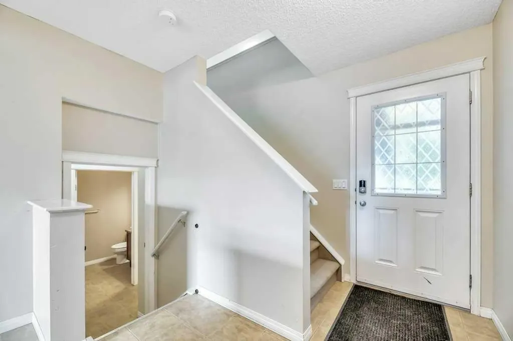 126 Covebrook Place NE Calgary AB T3K 0C9
