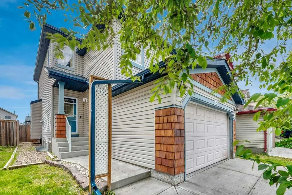 126 Covebrook Place NE Calgary AB T3K 0C9