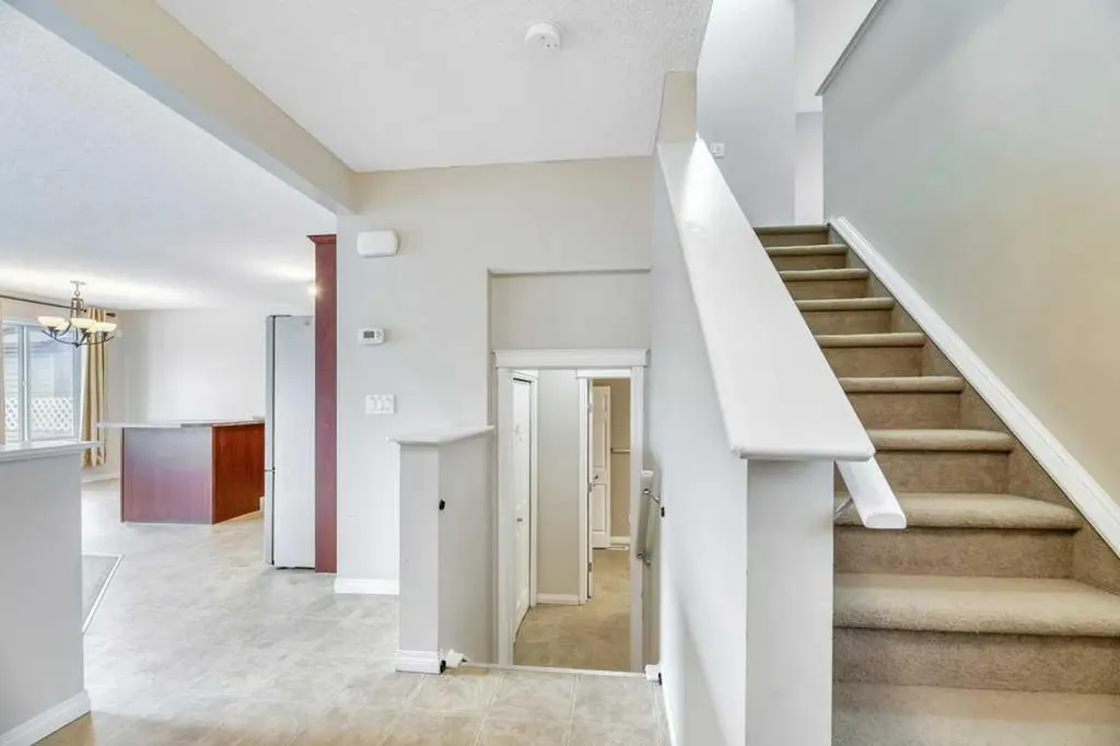 126 Covebrook Place NE Calgary AB T3K 0C9