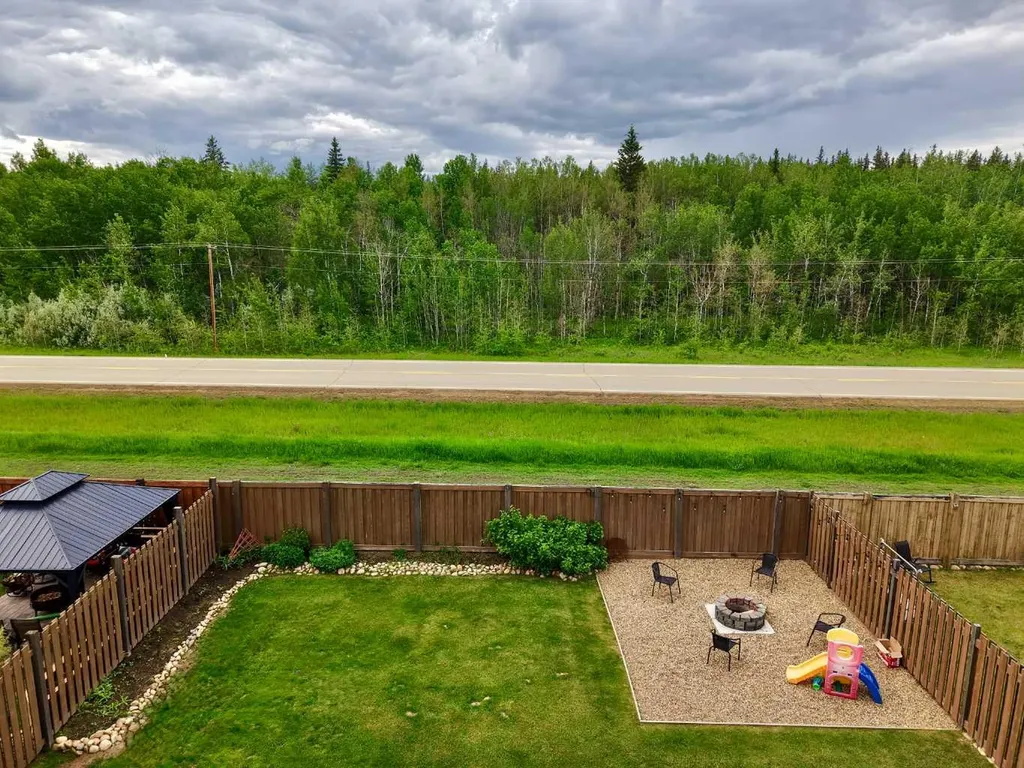 13014 91 Street Peace River AB T8S 1X1