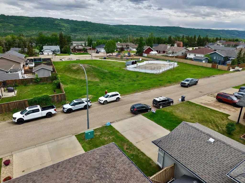 13014 91 Street Peace River AB T8S 1X1