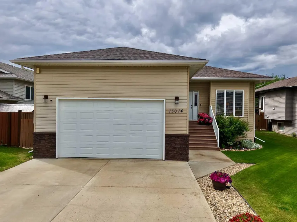 13014 91 Street Peace River AB T8S 1X1