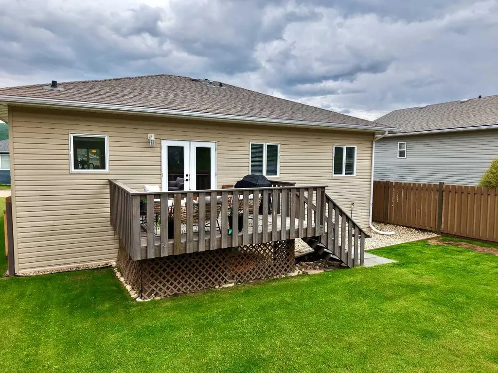 13014 91 Street Peace River AB T8S 1X1
