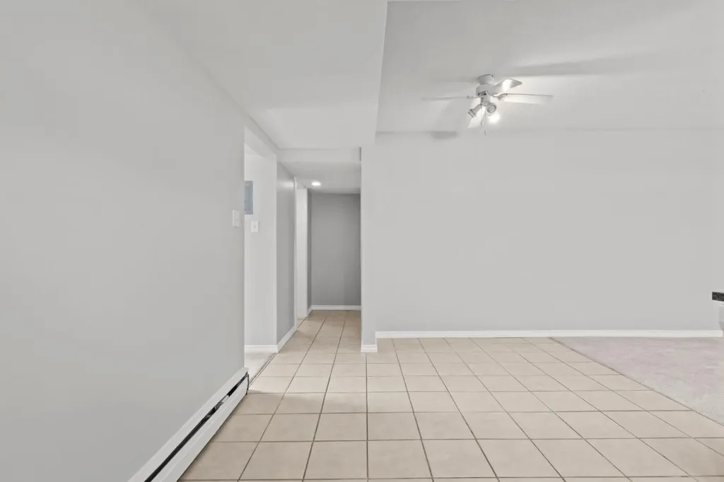 56 Hamlet Road SW Calgary AB T2V 3C8