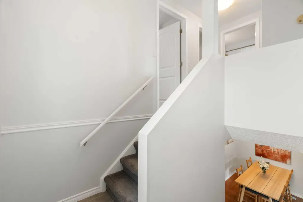 259 Woodside Circle SW Calgary AB T2W3K2