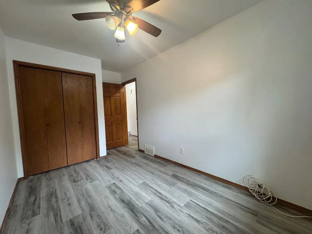 6013 63a Street Red Deer AB T4N 5P1