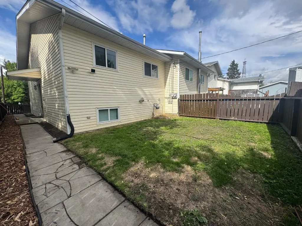 6013 63a Street Red Deer AB T4N 5P1